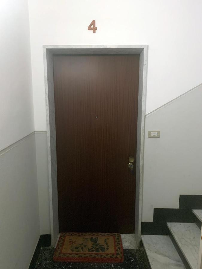 Casa Bianca 4 - Confortevole In Centro A Moneglia Bagian luar foto
